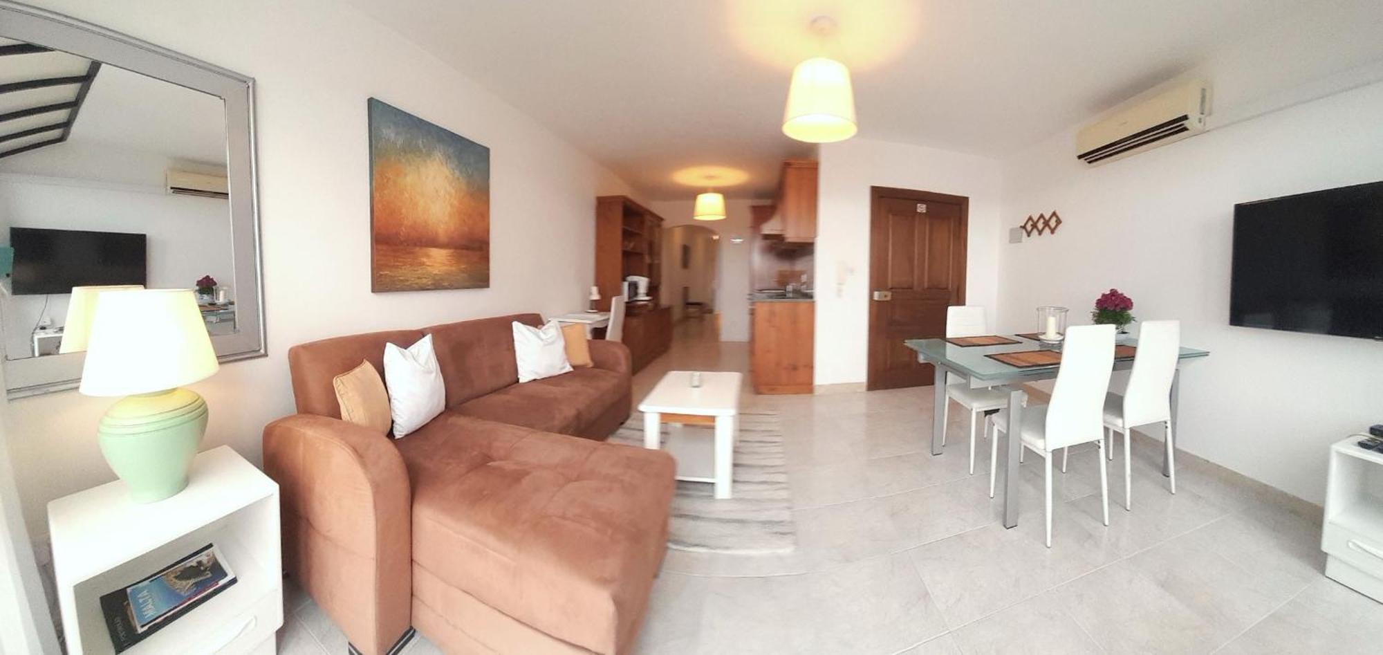Seafront Apartment Terrace, Lounger & Panoramic Ocean Views เมลลิฮา ภายนอก รูปภาพ